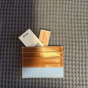 Vinyard Vines whale card case